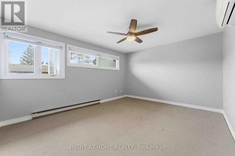 29541775/4-chisholm-court/beaverbrook/ottawa/ontario/K2K1E2_25