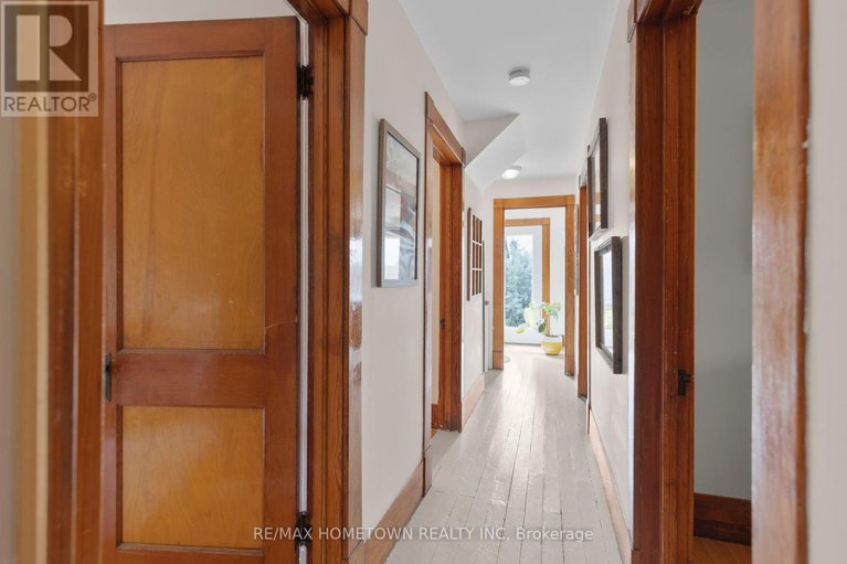 28592172/138-henry-street-e/prescott/prescott/ontario/K0E1T0_19