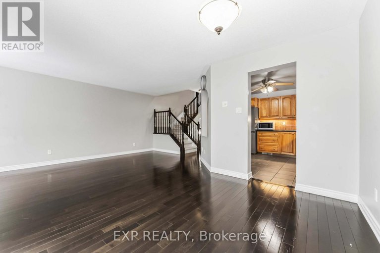 29238226/214-montmorency-way/avalon-east/ottawa/ontario/K4A0J9_13