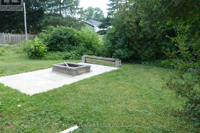 28536182/468-gladstone-street-n/winchester/north-dundas/ontario/K0C2K0_27