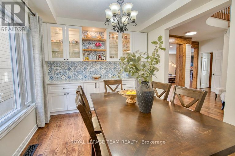 29646083/13-shannondoe-crescent-w/bridlewood/ottawa/ontario/K2M2H1_8