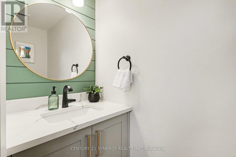 29578736/771-vinette-crescent/chatelaine-village/ottawa/ontario/K1E1X1_15