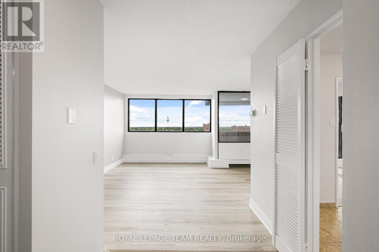 29224793/1607-1285-cahill-drive/south-keys/ottawa/ontario/K1V9A7_7