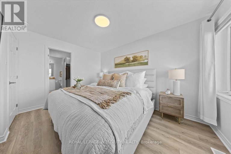 29615081/78-lyrid-private/half-moon-bay/ottawa/ontario/K2J6N3_36