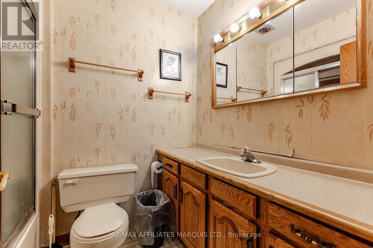 29466864/18824-glen-road/south-glengarry-charlottenburgh-twp/south-glengarry/ontario/K0C2J0_32