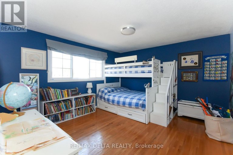 29629374/13-parklane-court/blackburn-hamlet/ottawa/ontario/K1B3H3_23