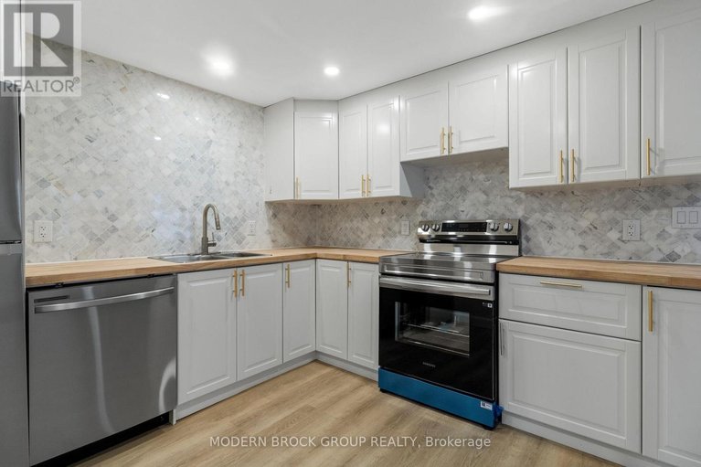 29541338/108-george-street/brockville/brockville/ontario/K6V3V9_17