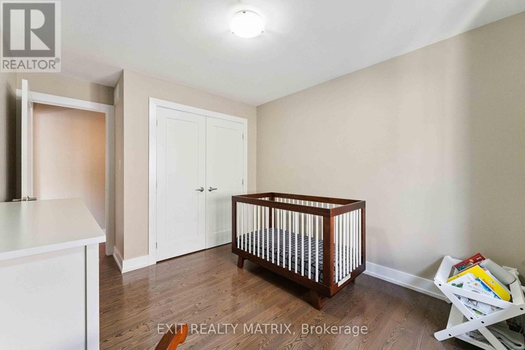 29666799/97-queen-mary-street/overbrookcastle-heights/ottawa/ontario/K1K1X6_20