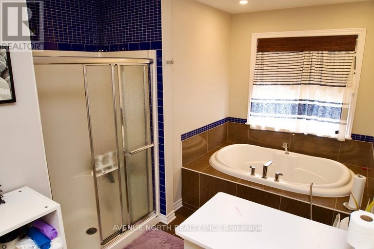 29537803/513-egret-way/half-moon-bay/ottawa/ontario/K2C3H2_24