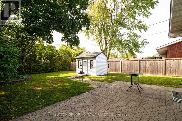 28861066/866-claude-street/castle-heightsrideau-high/ottawa/ontario/K1K2S6_28