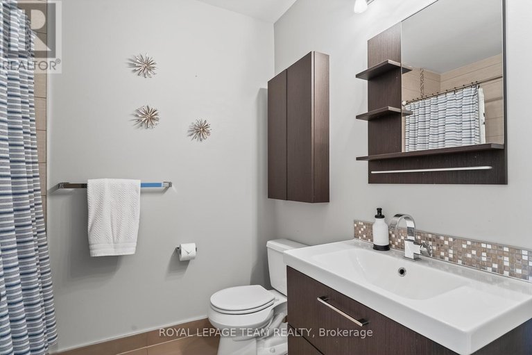 29643564/10-72-greenfield-avenue/ottawa-east/ottawa/ontario/K1S0X7_22