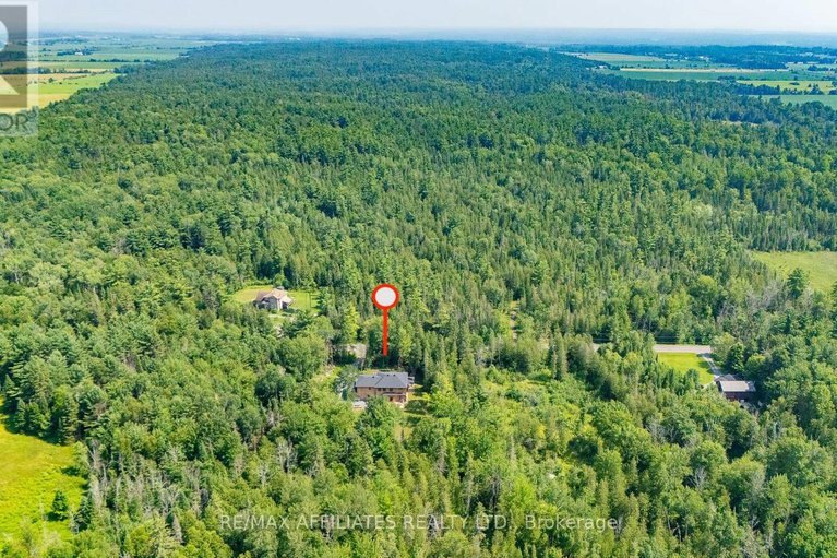 28828872/150-maclarens-side-road/woodlawnmaclarens-landingkilmaurs/ottawa/ontario/K0A3M0_4