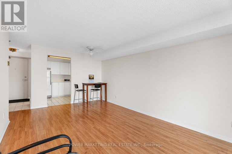 28263697/509-1440-heron-road/heron-gate/ottawa/ontario/K1V0X2_17