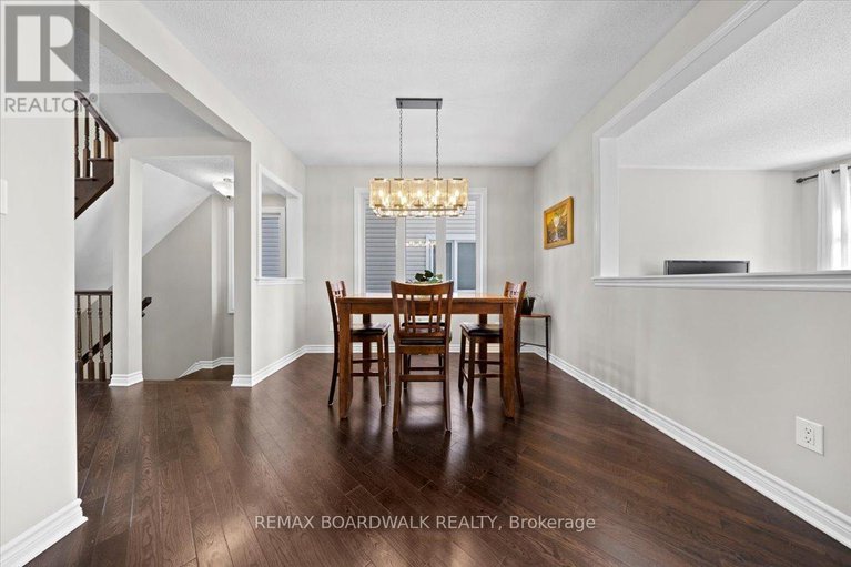 29434197/130-pinelock-street/emerald-meadowstrailwest/ottawa/ontario/K2M0L5_8