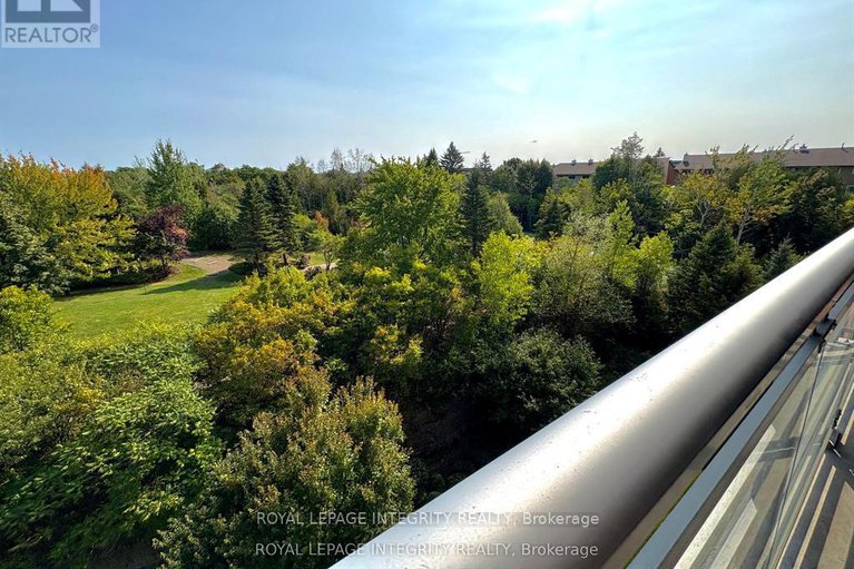 29131274/704-136-darlington-private/hunt-clubwestern-community/ottawa/ontario/K1V0X6_30