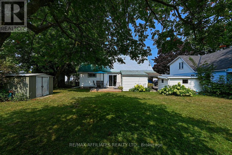 28721990/40-oak-street/smiths-falls/smiths-falls/ontario/K7A3T4_42