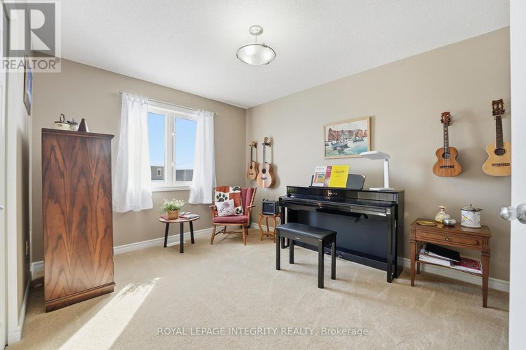 29397113/317-mercury-street/clarencerockland-twp/clarence-rockland/ontario/K4K0G7_26