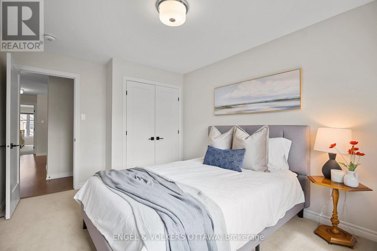 28787541/644-vivera-place/stittsville-north/ottawa/ontario/K2S2N1_28
