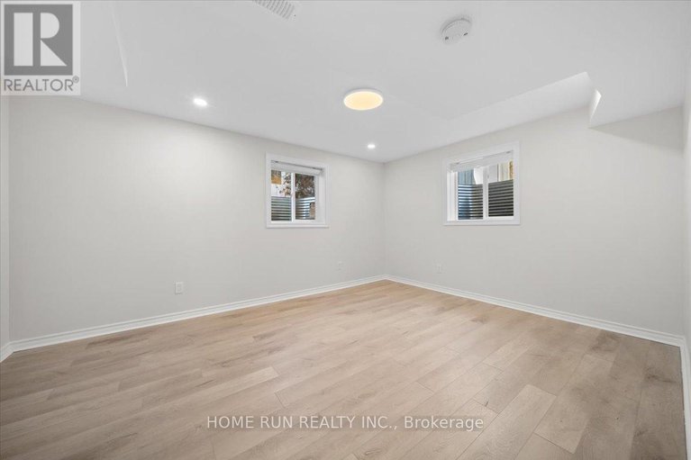 28637620/841-iroquois-road/mckellar-heightsglabar-park/ottawa/ontario/K2A3N3_14