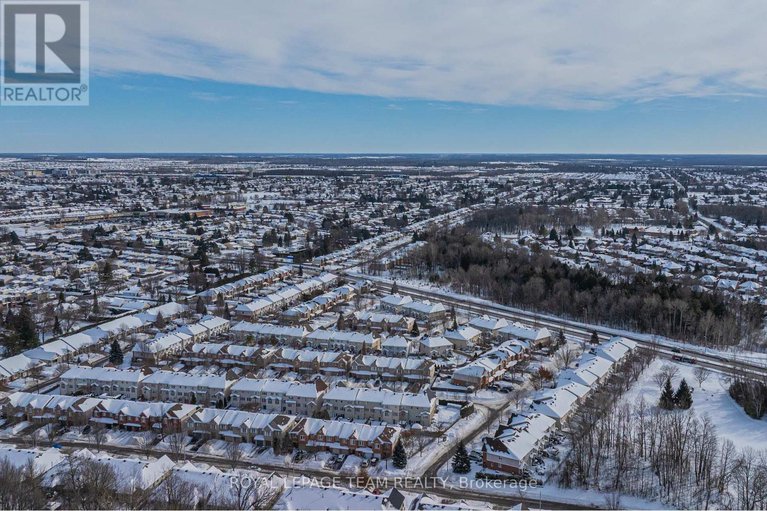 29363921/313-bryarton-street/chapel-hill/ottawa/ontario/K1C7R5_46