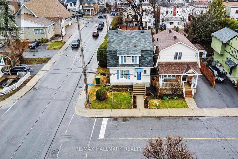 29621621/115-hamilton-avenue-n/ottawa-west/ottawa/ontario/K1Y1C1_27