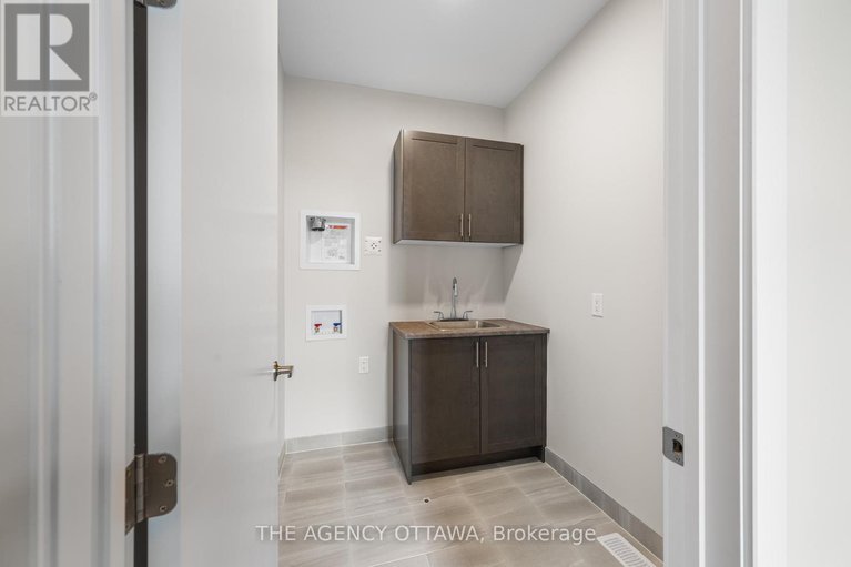 29303463/2066-postilion-street/richmond/ottawa/ontario/K0A2Z0_21