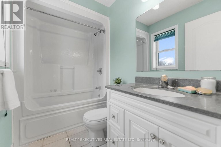 29585444/7854-morningside-avenue/vernon/ottawa/ontario/K0A3J0_13