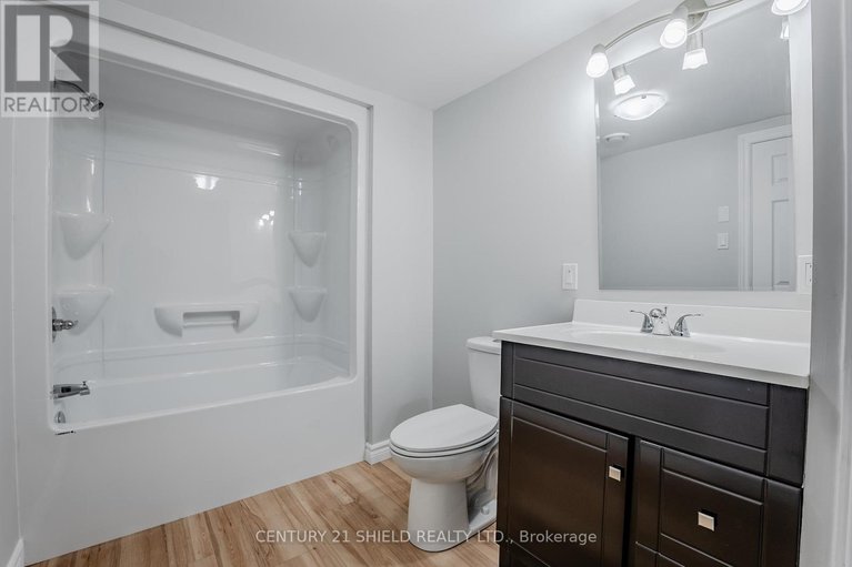 29635054/7-william-street/finch/north-stormont/ontario/K0C1K0_37