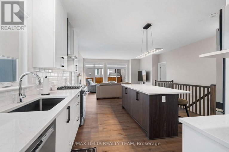 29165655/851-tewin-circle/camelot/ottawa/ontario/K4A3N6_13