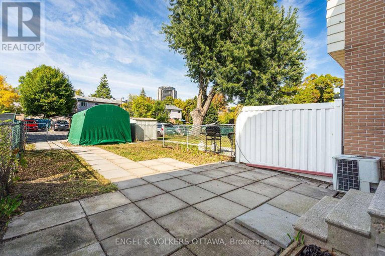 29096512/933-greenbriar-avenue/carleton-heights/ottawa/ontario/K2C0J8_34
