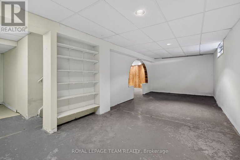 29365768/38-maple-grove-road/katimavik/ottawa/ontario/K2L3K8_34