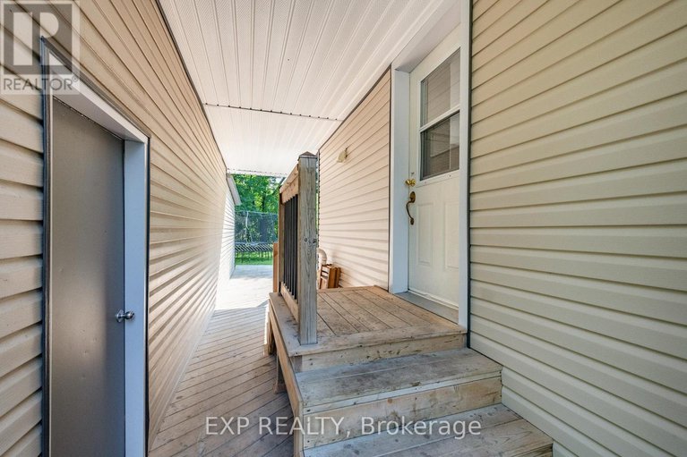 28615553/1807-old-second-line-road/kanata-north-west/ottawa/ontario/K2K1X7_28