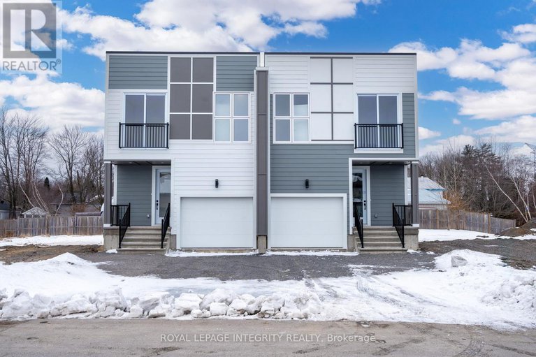 29214070/b-875-contour-street/mer-bleuebradley-estatesanderson-park/ottawa/ontario/K1W0G6_1