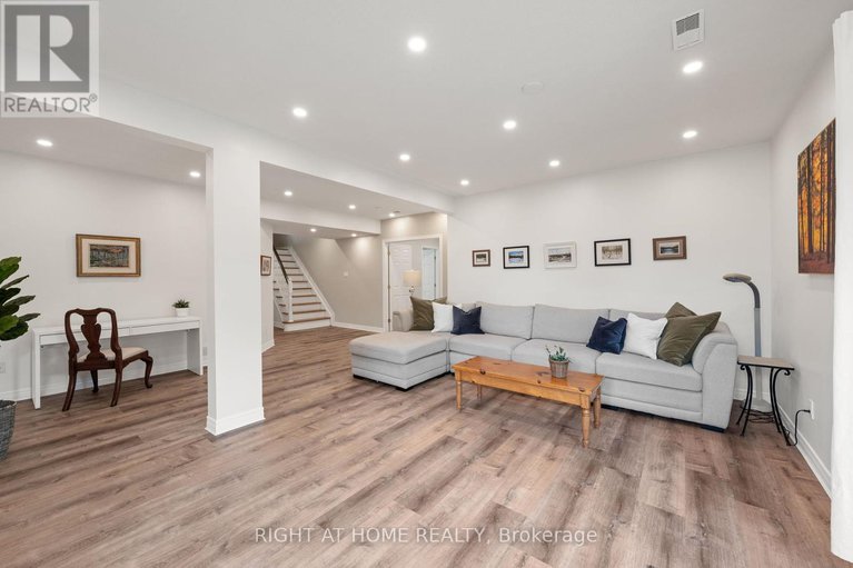 28837852/58-amberlakes-drive/stittsville-central/ottawa/ontario/K2S2A2_31