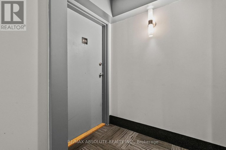 29671420/415-216-viewmount-drive/borden-farmstewart-farmcarleton-heightsparkwood-hills/ottawa/ontario/K2E7X4_3