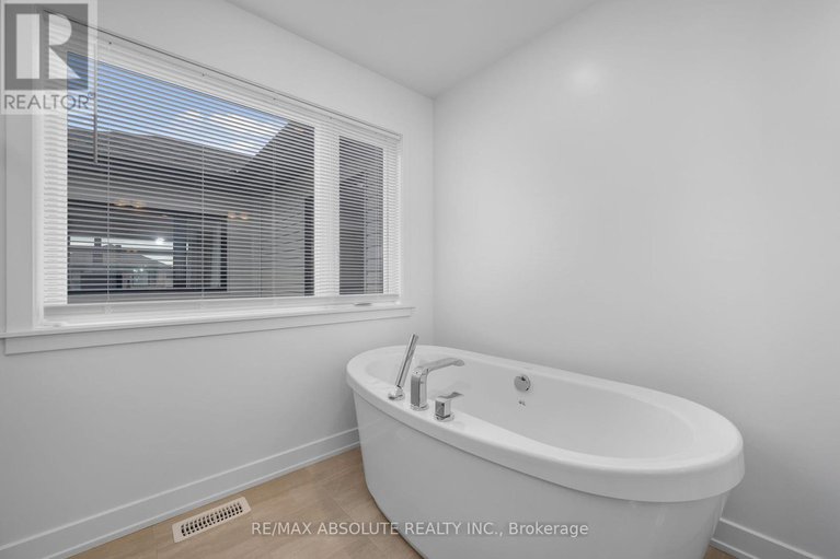 28607791/207-osterley-way/stittsville-south/ottawa/ontario/K2S2N6_35