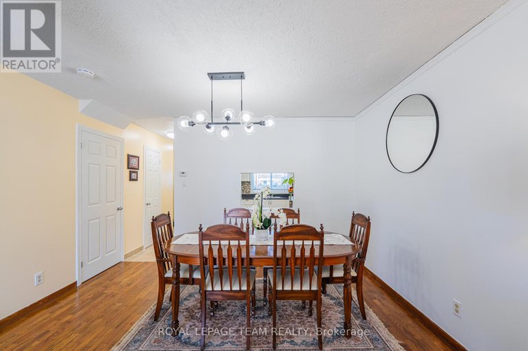 29296778/67-1347-perez-crescent/carson-grove/ottawa/ontario/K1J8T9_17