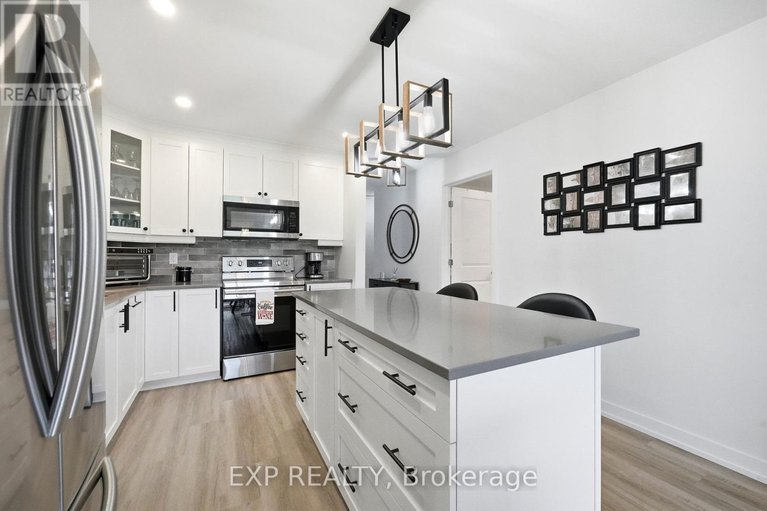 29674701/2114-312-masters-lane/town-of-rockland/clarence-rockland/ontario/K4K0L3_9