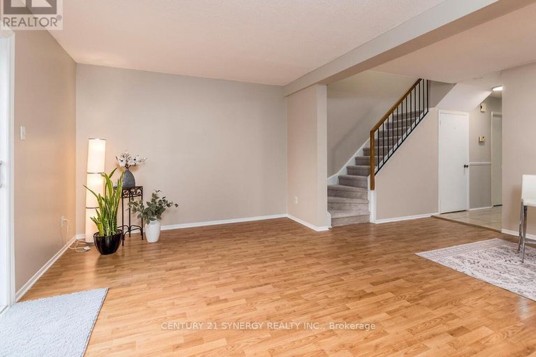 29610480/16-71-clarkson-crescent/katimavik/ottawa/ontario/K2L3C9_7