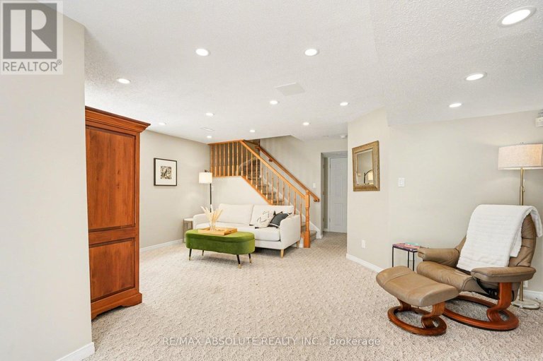 29527722/23-riverbank-court/stittsville-central/ottawa/ontario/K2S1V7_30