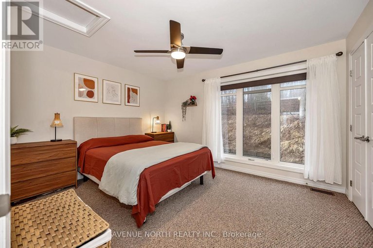 29650206/120-lionel-private/springridgeeast-village/ottawa/ontario/K4A0X1_21