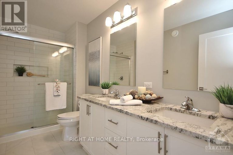 29036101/110-lavatera-street/blossom-parkkemp-parkfindlay-creek/ottawa/ontario/K1T0R8_15