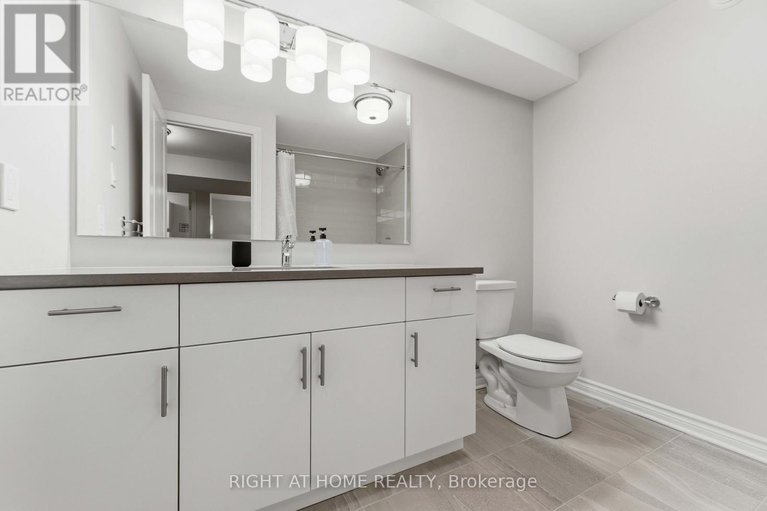 29615586/14-kayenta-street/remainder-of-stittsville-area/ottawa/ontario/K2S2K8_24