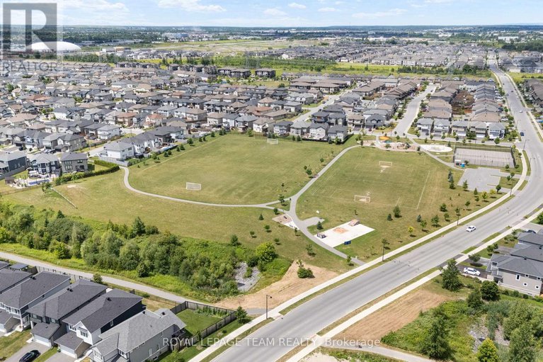 29367997/432-gidran-circle/emerald-meadowstrailwest/ottawa/ontario/K2V0P5_47