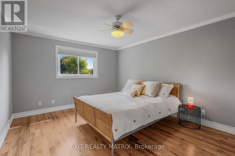 29646951/1401-bortolotti-crescent/pineview/ottawa/ontario/K1B5C1_24