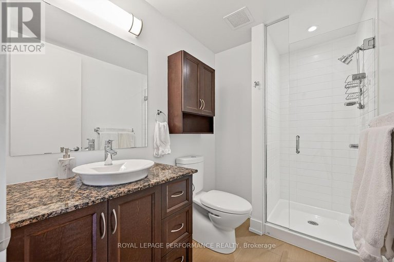 29292730/801-100-champagne-avenue-s/west-centre-town/ottawa/ontario/K1S4P4_22