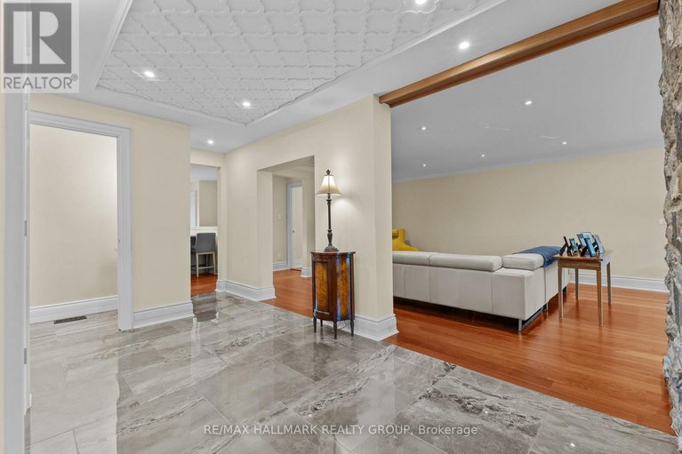 28537676/1883-barnhart-place/alta-vistafaircrest-heights/ottawa/ontario/K1H5B5_4
