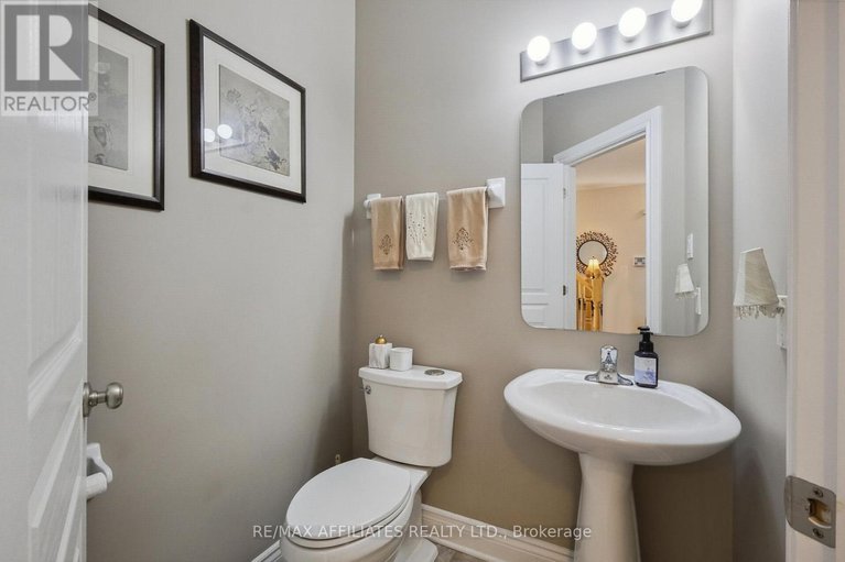 28426822/176-topaze-crescent/town-of-rockland/clarence-rockland/ontario/K4K0E2_24