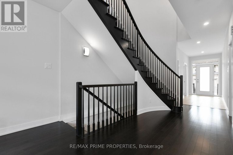 28408165/249-fountainhead-drive/mer-bleuebradley-estatesanderson-park/ottawa/ontario/K1W0H4_12