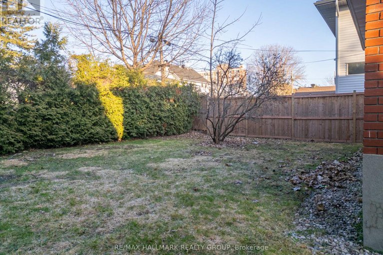 28479703/495-wentworth-avenue/woodroffe/ottawa/ontario/K2B5J9_25